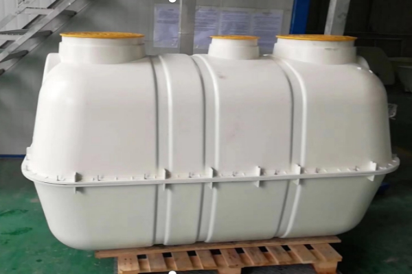 農(nóng)村廁所改造使用的玻璃鋼化糞池相關(guān)問題解答 農(nóng)村廁所改造使用的玻璃鋼化糞池相關(guān)問題解答